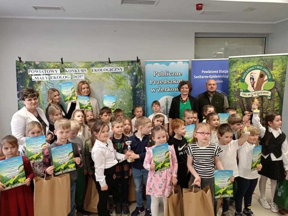 16 przedszkoli z powiatu jarocińskiego rywalizowało w Żerkowie podczas konkursu "Mały Ekolog 2025". Kto wygrał? [ZDJĘCIA]