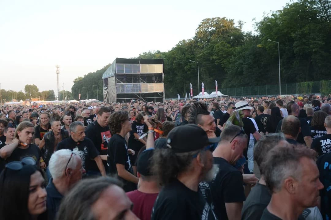 Ludzie na Jarocin Festiwal 2024