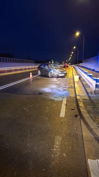 Zderzenie dwóch pojazdów na ulicy Powstańców Wielkopolskich w Jarocinie