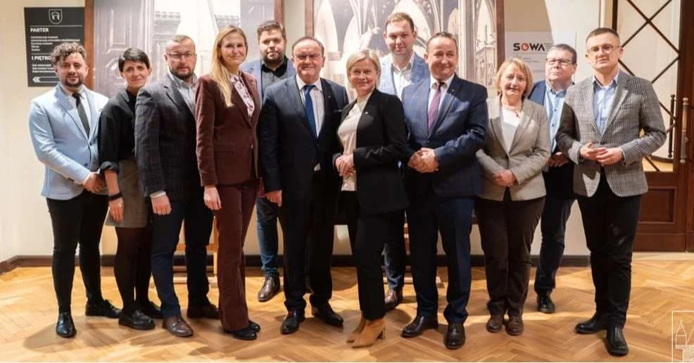 Wiceminister Kultury i Dziedzictwa Narodowego w Jarocinie — zdjęcie 6 z 8