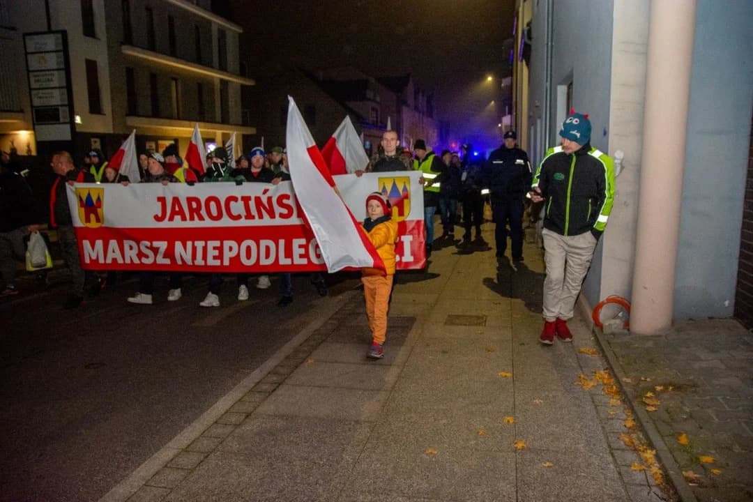 I Jarociński Marsz Niepodległości. Organizatorzy liczyli na ok. 900 osób. Czy tyle przyszło?