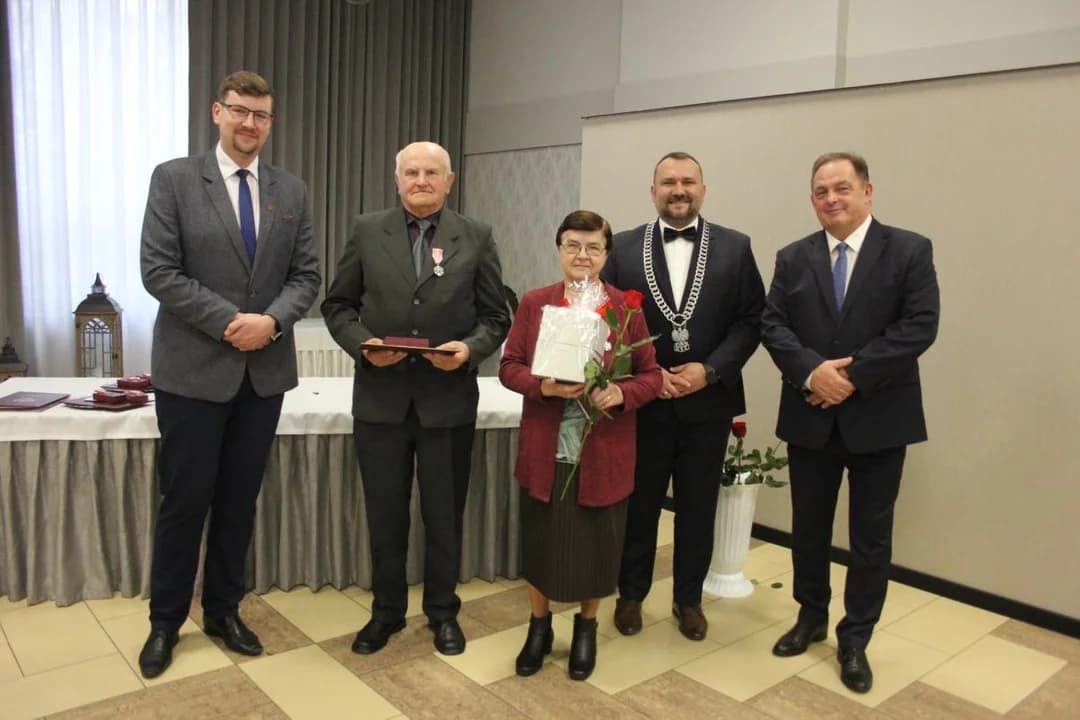 Burmistrz wręczył medale 20 parom. Złote Gody w Żerkowie