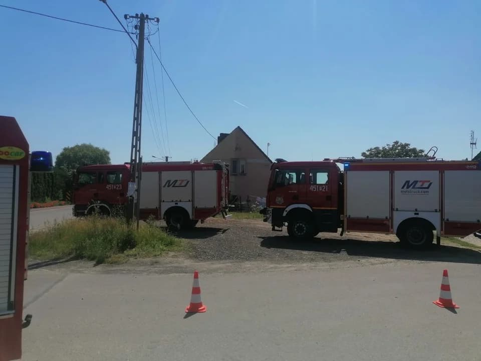 Wypadek kolejowy. Zderzenie samochodu osobowego z pociągiem relacji Krotoszyn - Gniezno