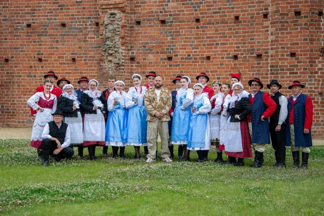 XXVI Międzynarodowe Spotkania Folklorystyczne z finałem w Jarocinie. Grecy dali popis w amfiteatrze [ZDJĘCIA] — zdjęcie 2 z 83