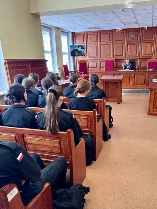 Edukacyjna symulacja rozprawy odbyła się w Sądzie Rejonowym w Jarocinie