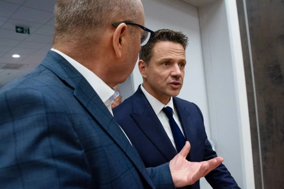 Kandydat na Prezydenta RP Rafał Trzaskowski w Jarocinie — zdjęcie 5 z 105