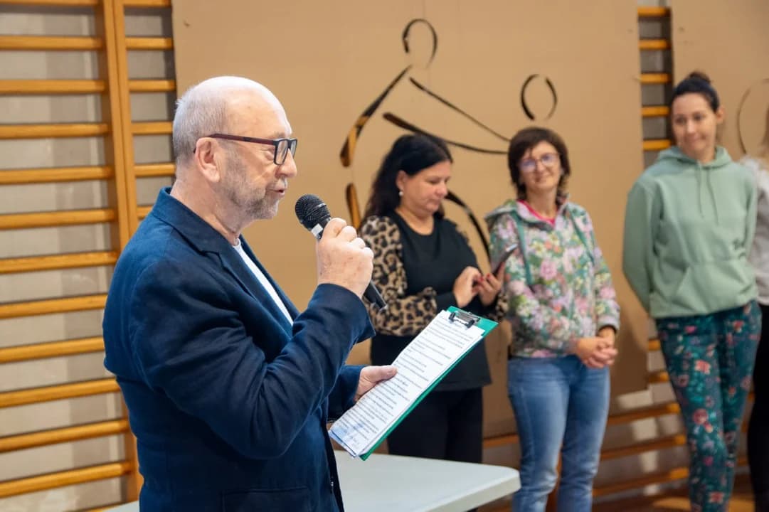 I Spartakiada Seniorów w Jarocinie. Kto był najlepszy w „wyścigu na wesoło”, kręglach i treningu pamięci? [ZDJĘCIA] — zdjęcie 6 z 98