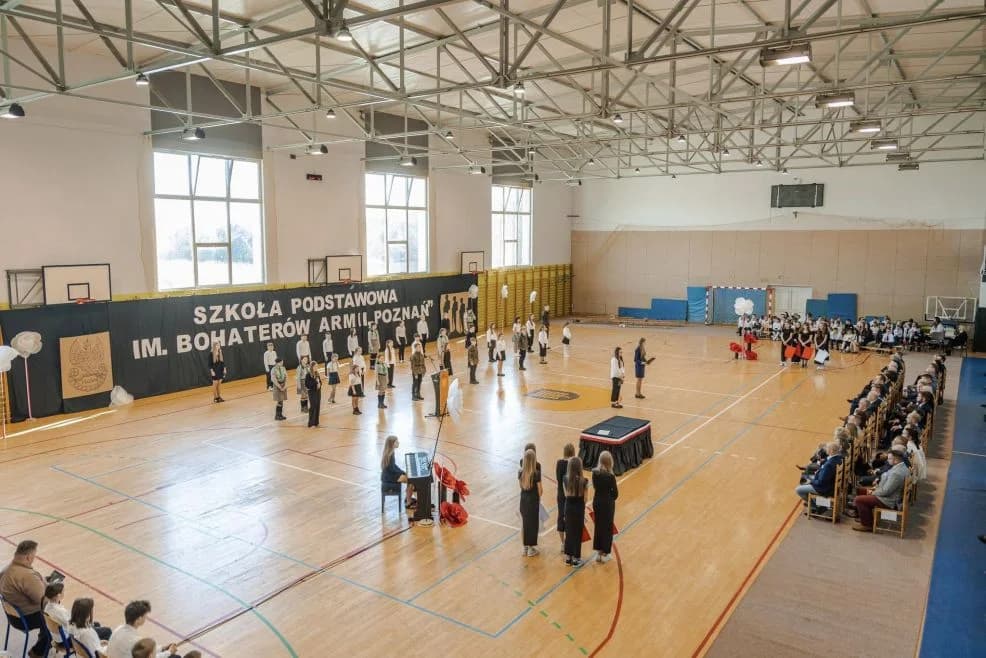 Szkole Podstawowej w Jaraczewie nadano imię Bohaterów Armii „Poznań”