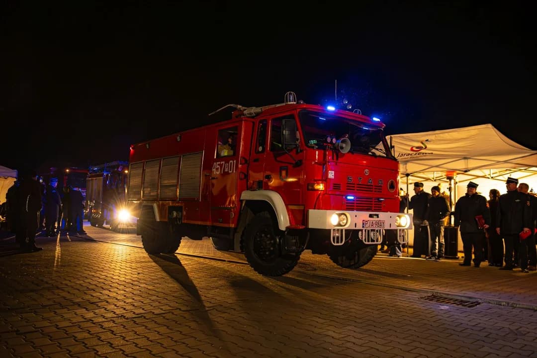 Przekazanie wozu bojowego dla OSP Jaraczewo