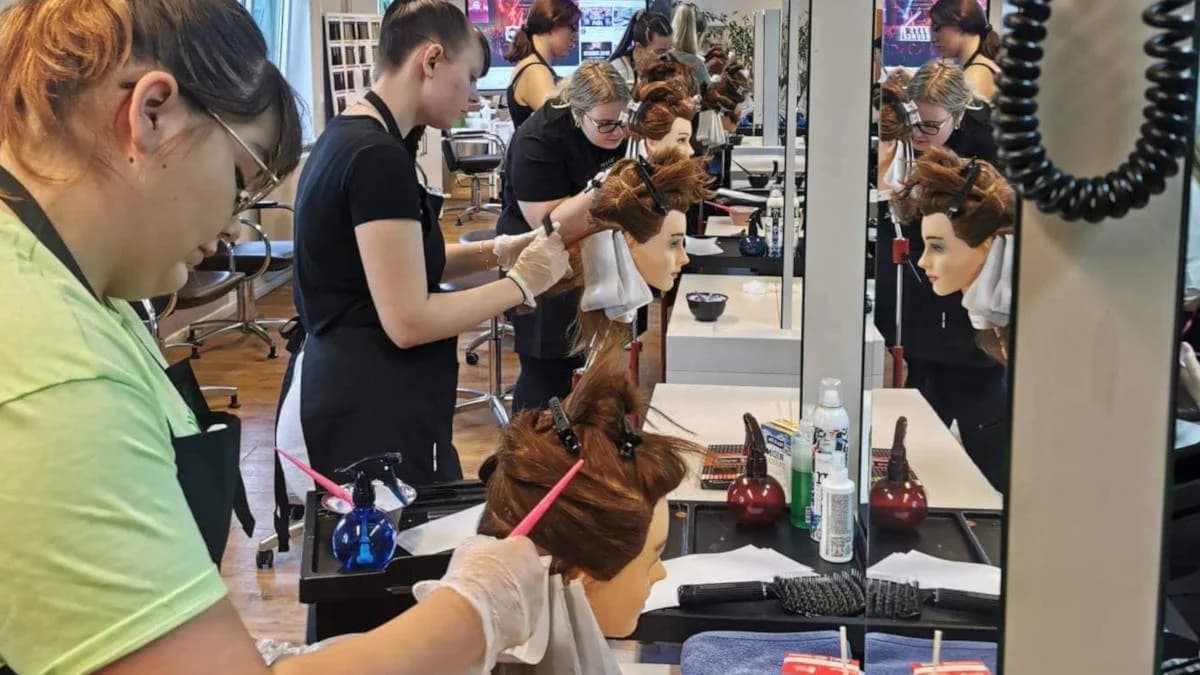 Fryzjerskie praktyki w Niemczech uczniów ZSP nr 2 w Jarocinie [ZDJĘCIA]