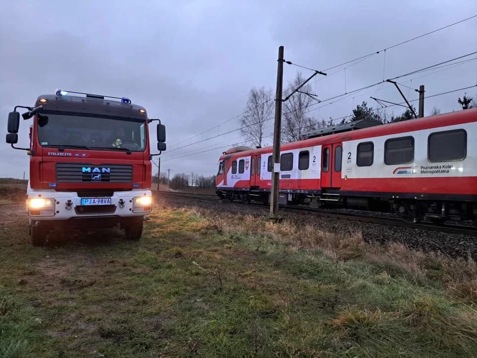 Śmiertelny wypadek na przejeździe kolejowym w Wyszkach