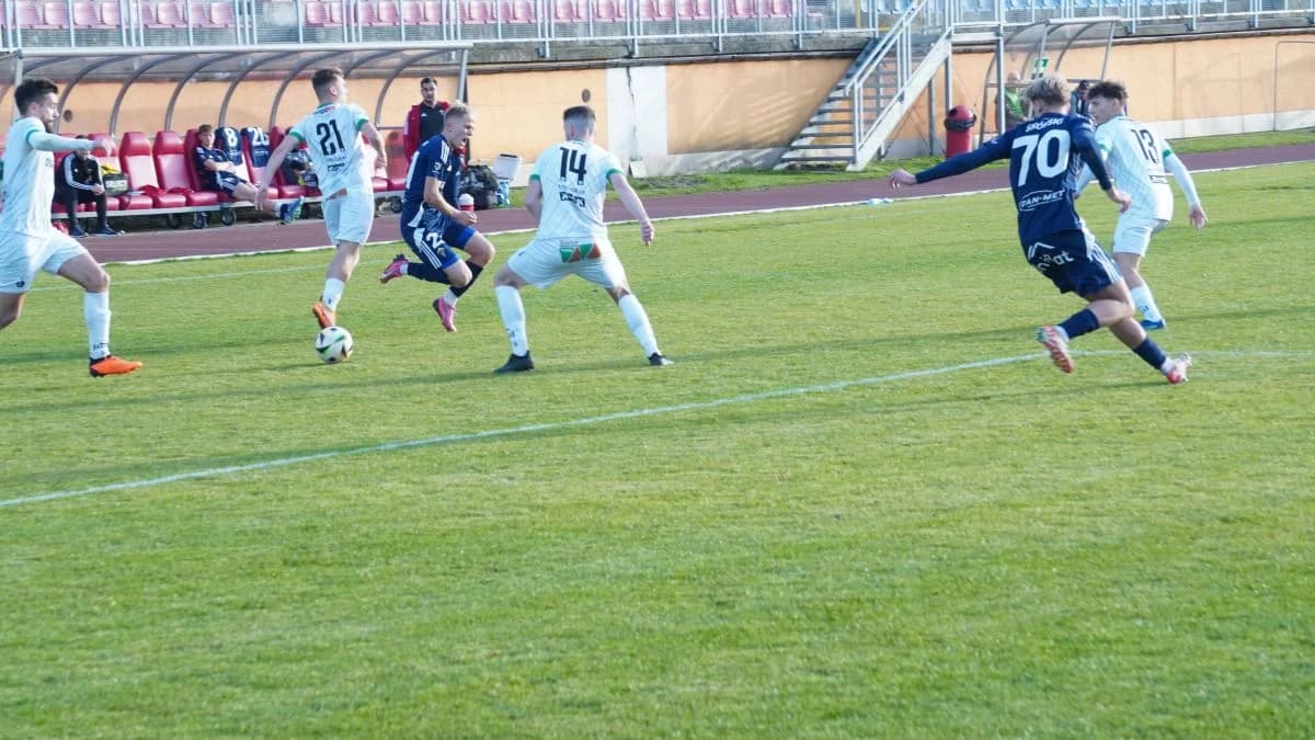 Jarota Jarocin vs. Victoria Września
