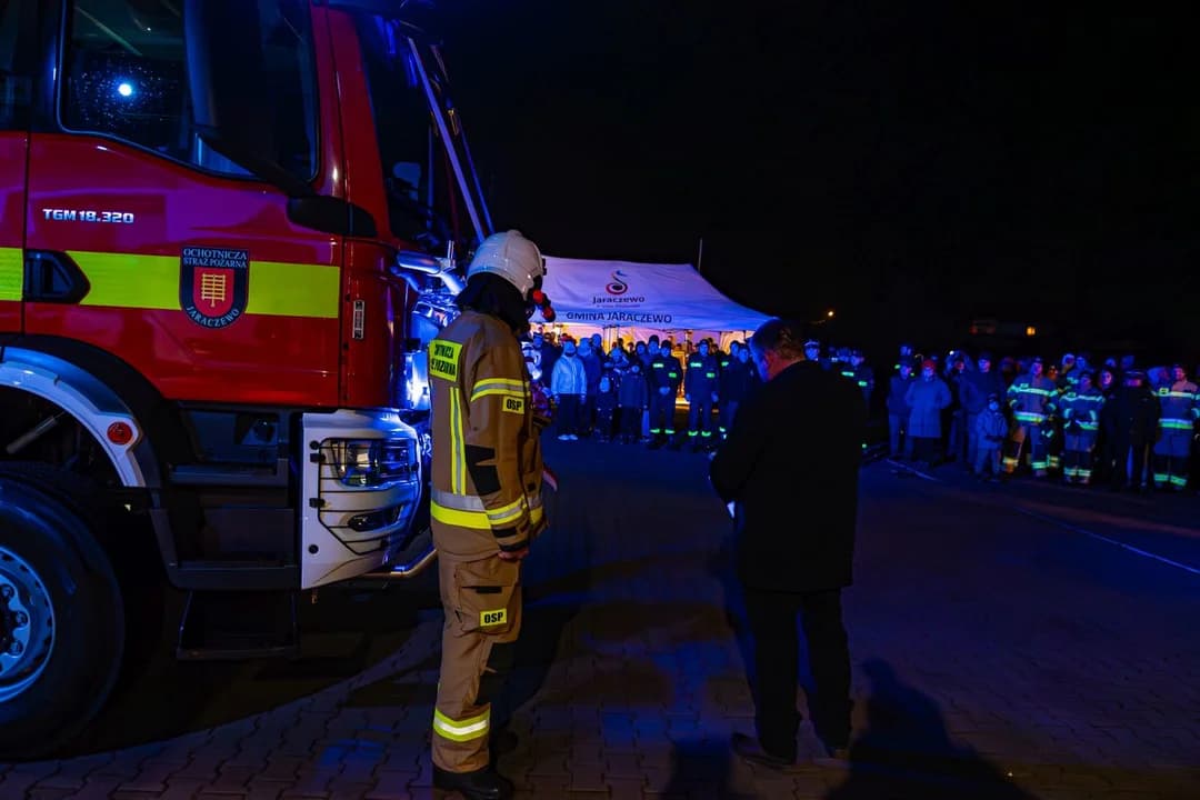 Przekazanie wozu bojowego dla OSP Jaraczewo