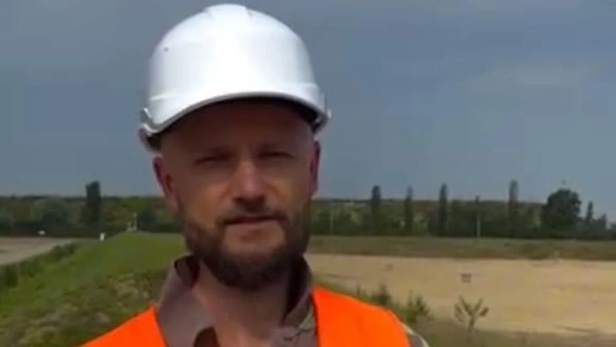 Kierownik budowy nowej inwestycji - Łukasz Kowalczyk