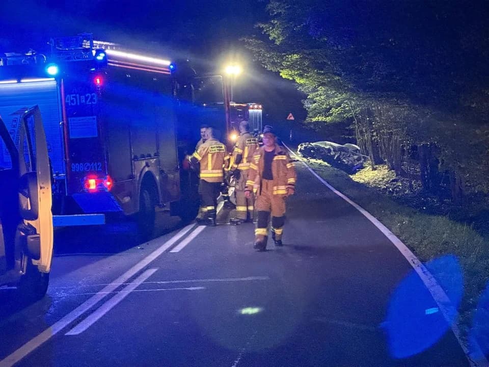 Policja ujawniła wyniki badań kierowcy peugeota, który zginął na drodze wojewódzkiej 443
