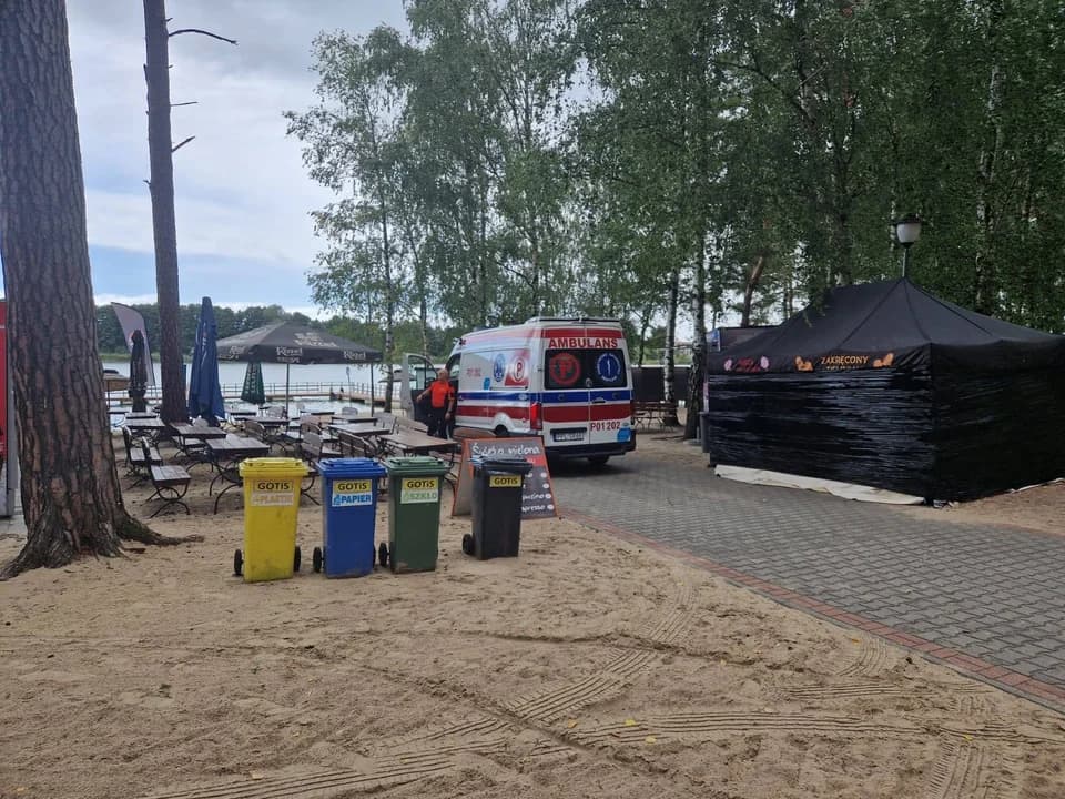 Spadł z deski SUP. Szybka reakcja świadka zapobiegła tragedii w Gołuchowie