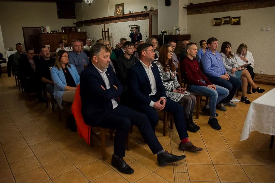 Wiceminister Joanna Scheuring-Wielgus gościła  w Jarocinie — zdjęcie 4 z 17
