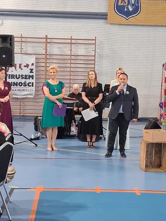 150 seniorów w wyjątkowym projekcie. Bawili się na wielkiej Senioriadzie — zdjęcie 5 z 29