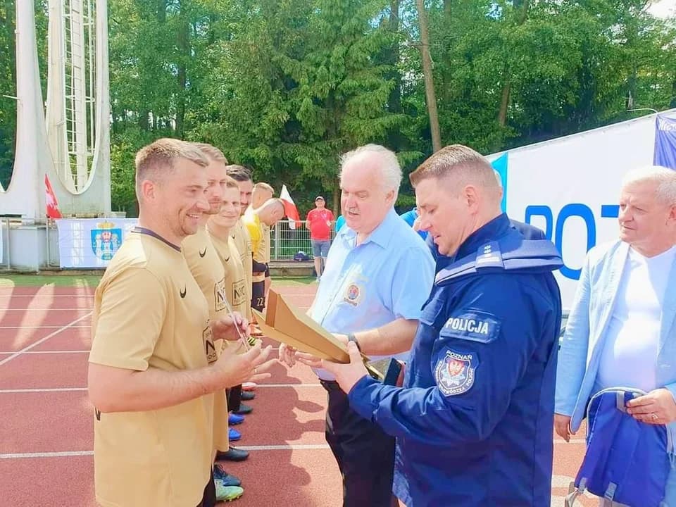 Jarocińscy policjanci na podium XXVI Turnieju Piłkarskiego