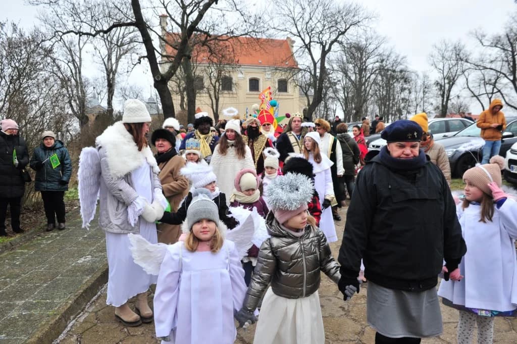 Ulicami Żerkowa przeszedł Orszak Trzech Króli 2024