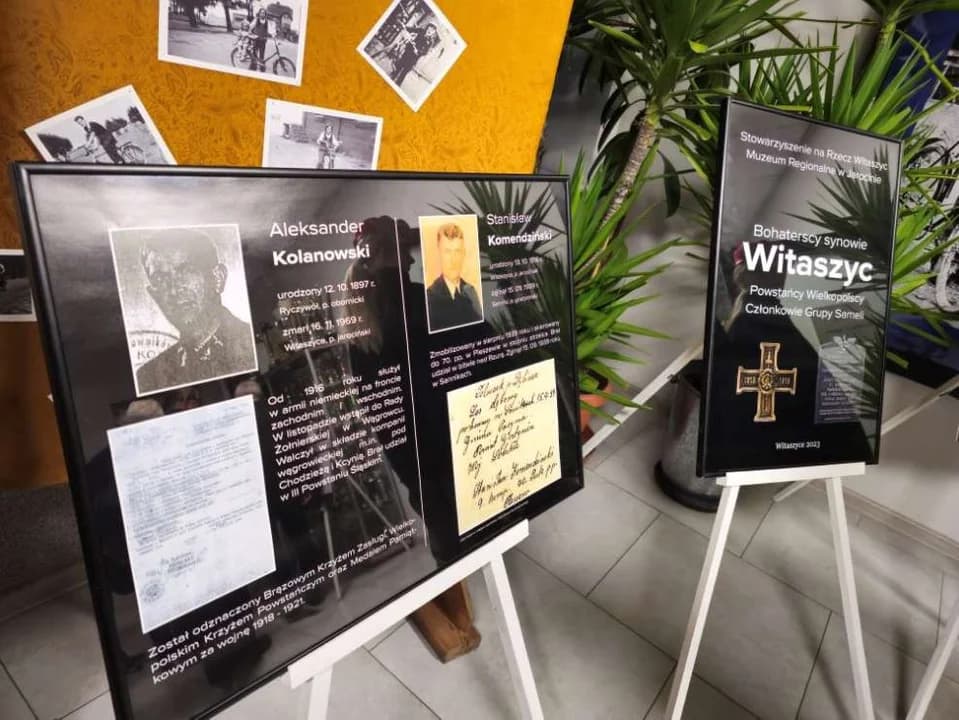 Odsłonięcie pamiątkowych tablic w Witaszycach — zdjęcie 6 z 11