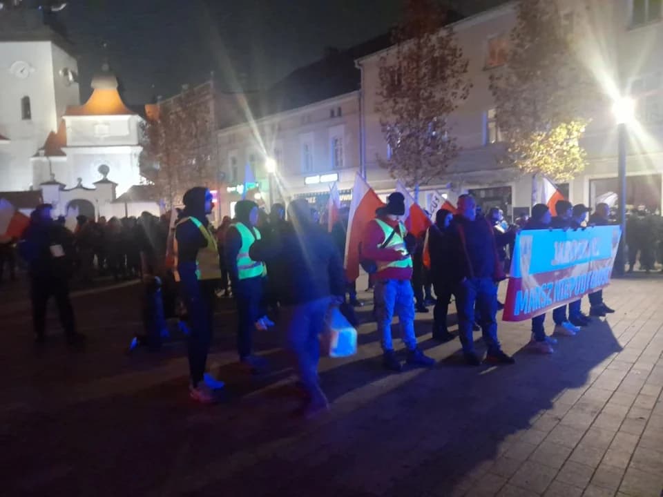 I Jarociński Marsz Niepodległości. Organizatorzy liczyli na ok. 900 osób. Czy tyle przyszło?
