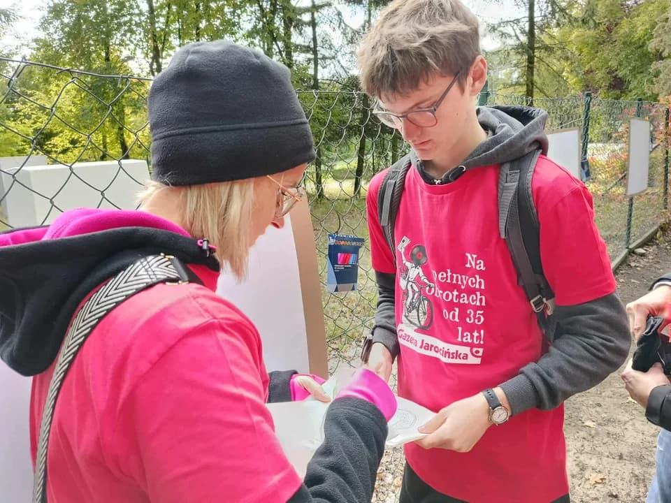 35 km na 35-lecie. Wyjątkowe urodziny „Gazety Jarocińskiej”. Niedzielne podchody z RoweLOVE Jarocin [ZDJĘCIA]