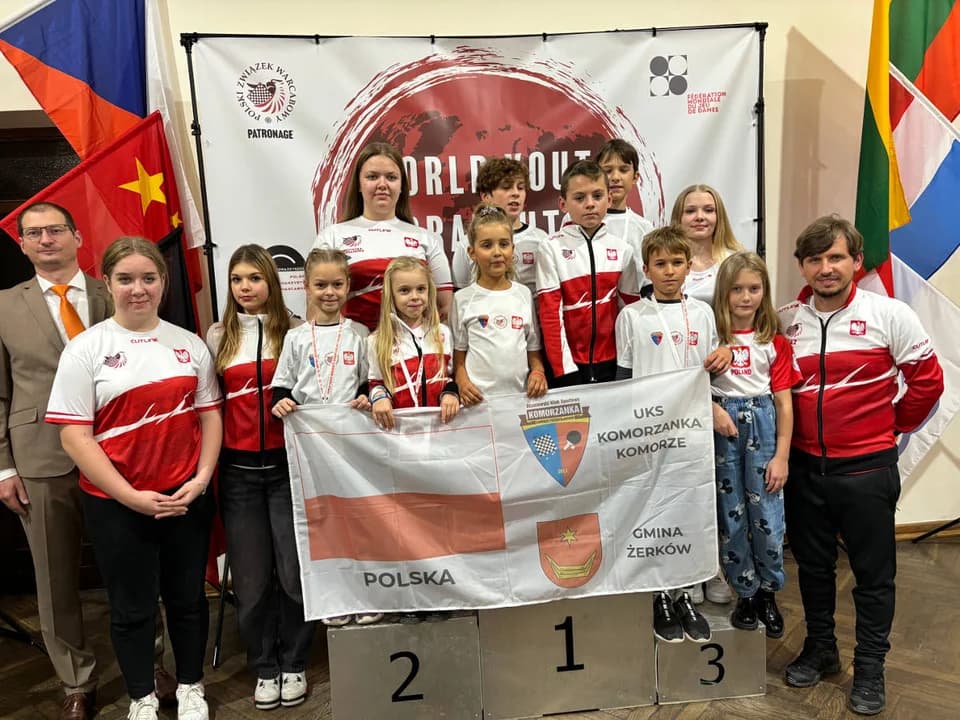 Wyjazd zawodników UKS Komorzanka na mistrzostwa był możliwy dzięki wsparciu sponsorów i rodziców — zdjęcie 4 z 8