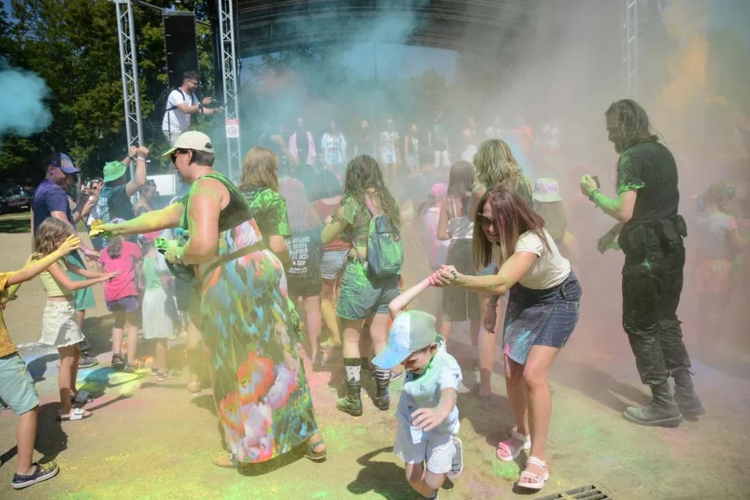 Ludzie na Jarocin Festiwal 2024
