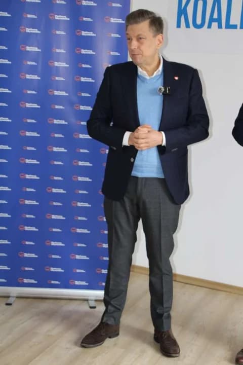 Konferencja prasowa Koalicji Obywatelskiej w Jarocinie — zdjęcie 5 z 7