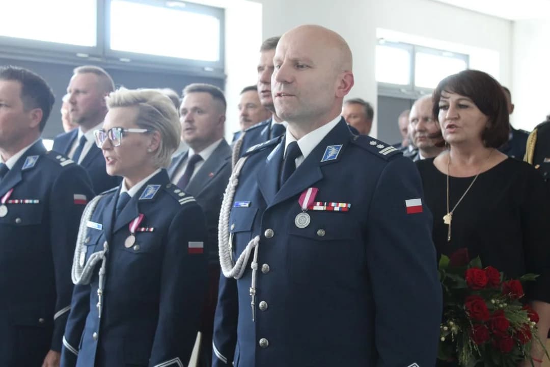Święto Policji w Jarocinie. Komendant: Wasza służba to jest znacznie więcej niż tylko praca [ZDJĘCIA, FILM] — zdjęcie 5 z 52