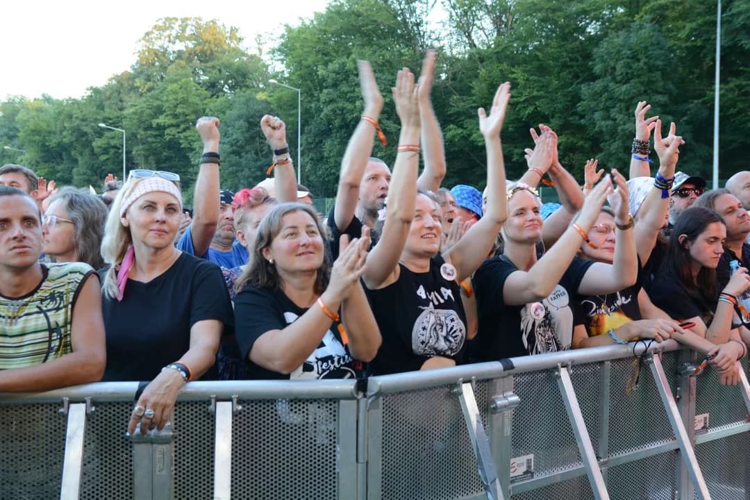Ludzie na Jarocin Festiwal 2024