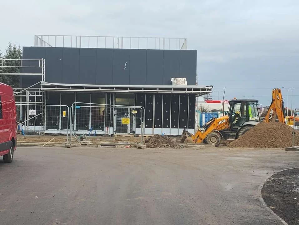 Wkrótce otwarcie KFC w Jarocinie — zdjęcie 2 z 8