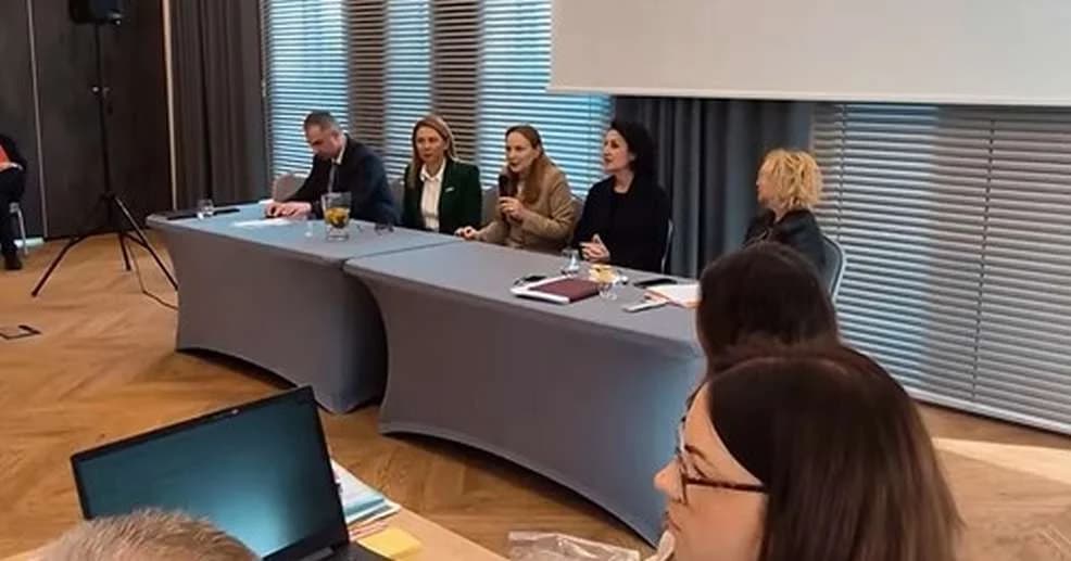 Katarzyna Pełczyńska-Nałęcz, minister funduszy i polityki regionalnej w jarocińskim WCR-ze — zdjęcie 5 z 50