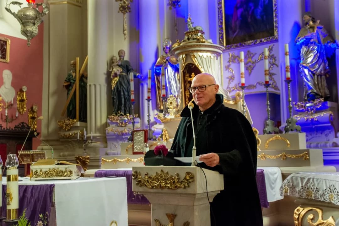 Historyczna podróż śladami patrona miasta. Prelekcja dr. Emiliana Prałata w kościele św. Marcina — zdjęcie 2 z 16