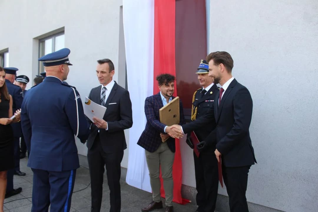 Święto Policji w Jarocinie. Policjanci odebrali awanse, padła ważna zapowiedź na 2027 rok