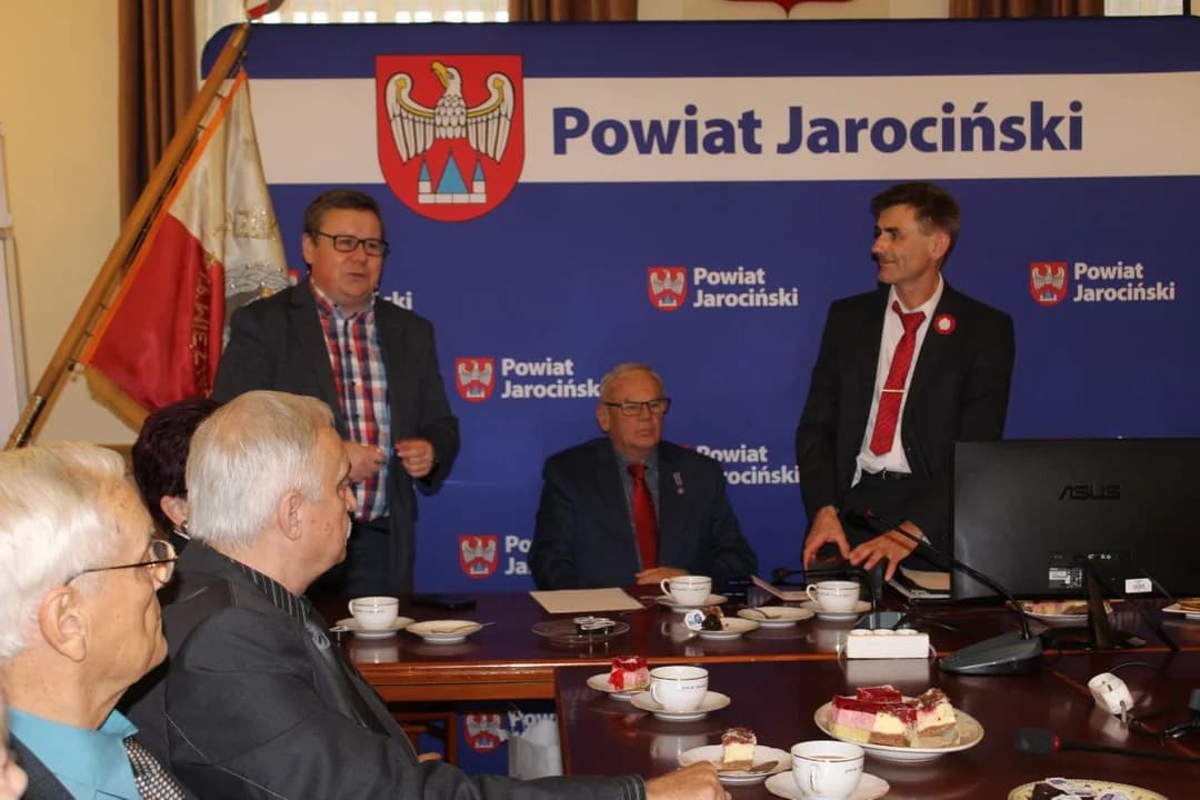 Spotkanie kombatantów w Jarocinie. Wręczyli medale i przekazali kasety do muzeów [ZDJĘCIA] — zdjęcie 4 z 67