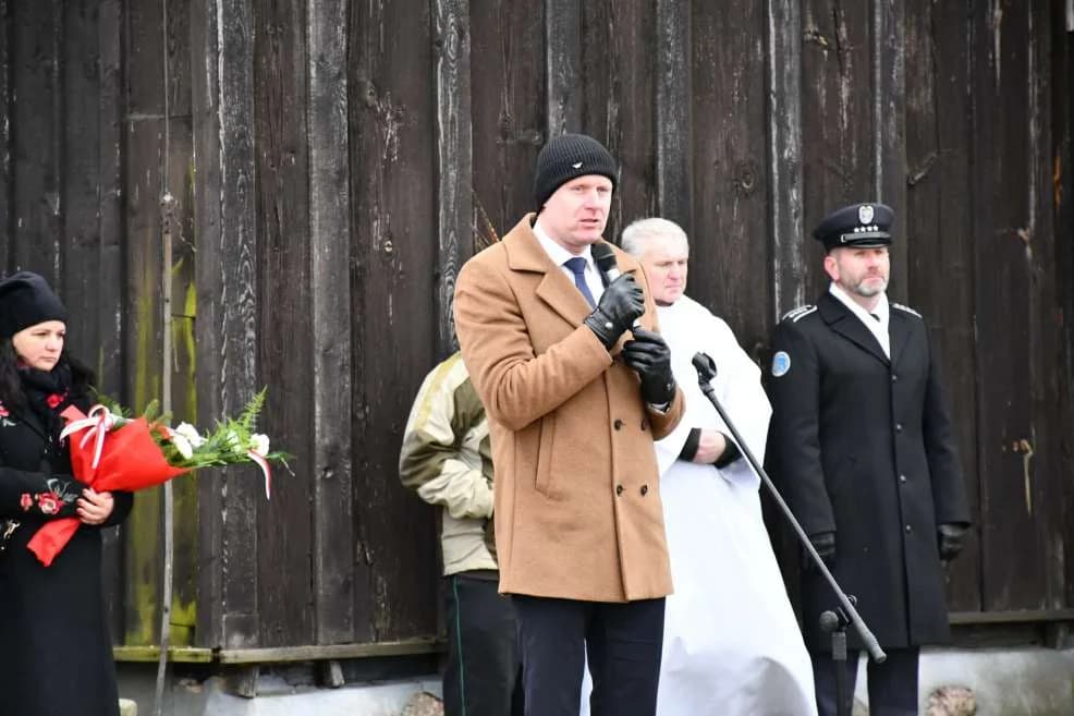 Uroczystości ku czci mjr. Zbigniewa hr. Ostroróg Gorzeńskiego — zdjęcie 4 z 41