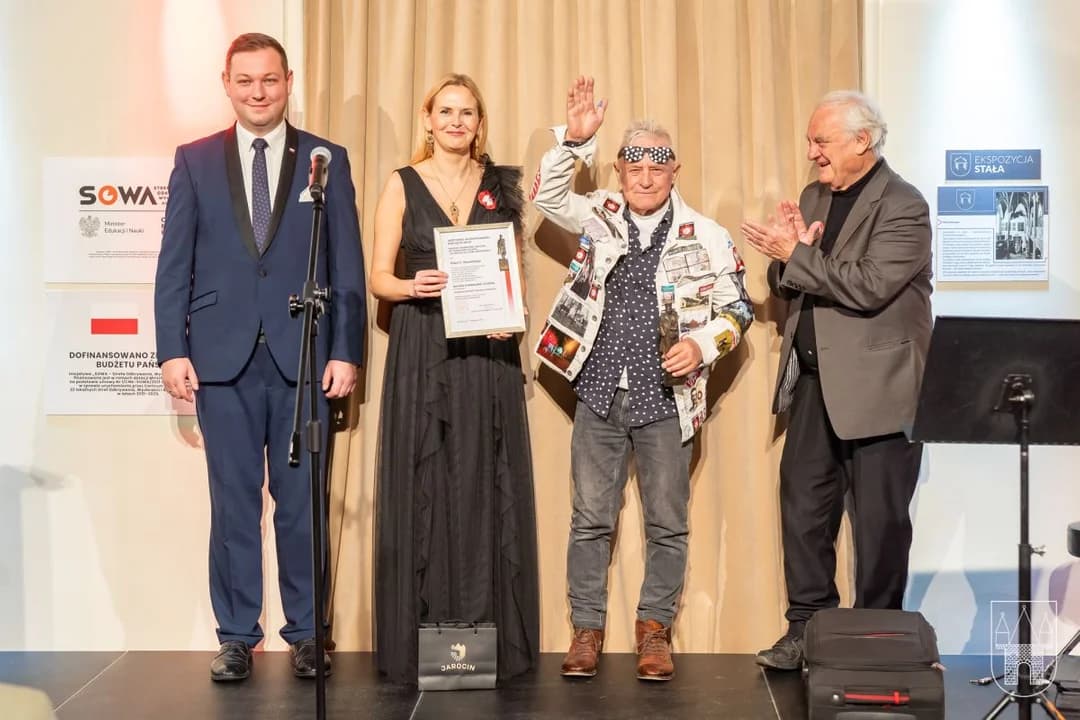 Dwa lata rządów - jaką ocenę dają burmistrzowi mieszkańcy, jaką radni? Jest piątka, ale i jedynka...