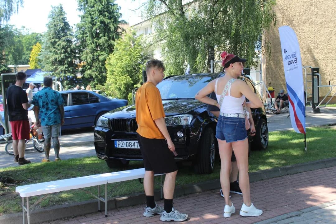 200 BMW w jednym miejscu. „Rekiny” i klasyki na Bavaria Event [ZDJĘCIA] — zdjęcie 6 z 61