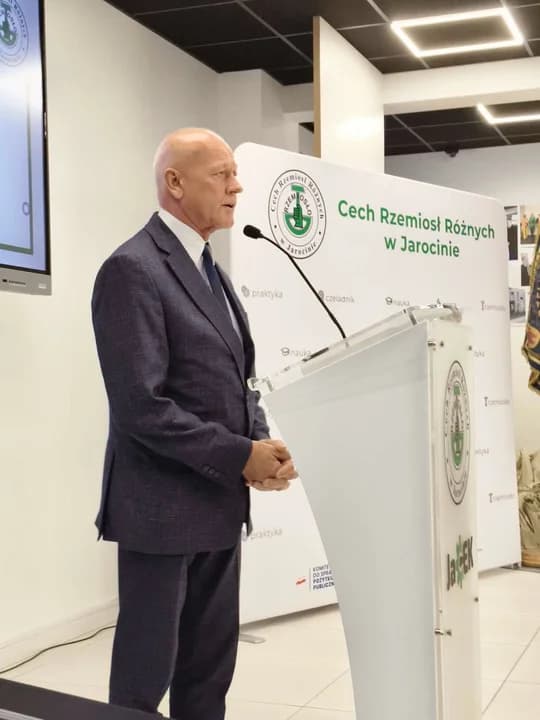 Na zdjęciu Jan grzesiek, prezes BS Jarocin i radny Sejmiku Województwa Wielkopolskiego.