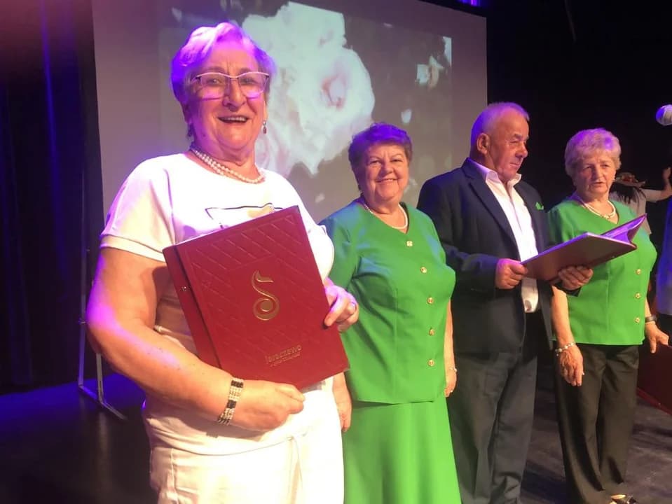 V Festiwal Piosenki Biesiadnej i Ludowej w Jarocinie — zdjęcie 4 z 338