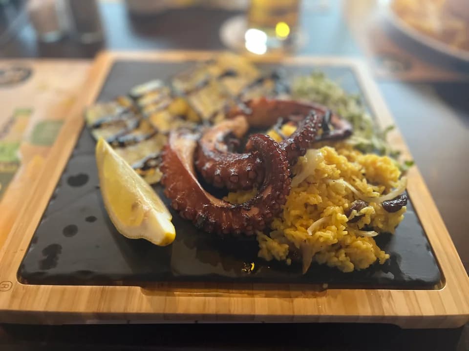 Odwiedziliśmy niedawno otwartą restaurację Sphinks w Jarocinie. Każdy zamówił inne danie. Jakie wrażenia? — zdjęcie 3 z 17