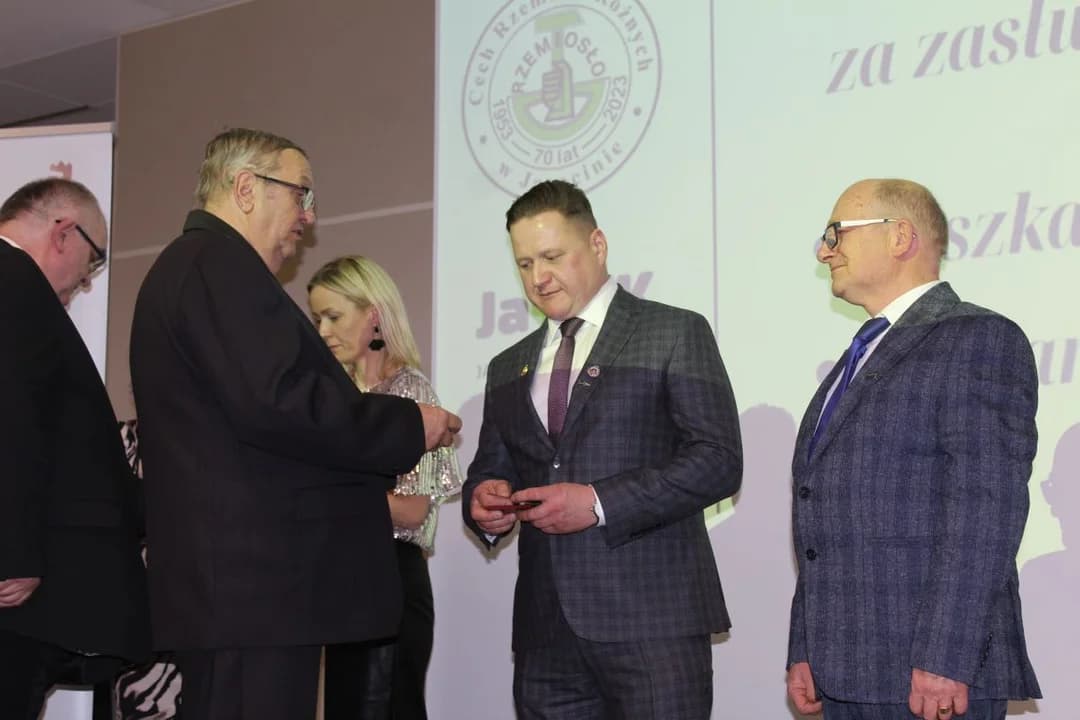 70-lecie Cechu Rzemiosł Różnych w Jarocinie i otwarcie Jarocińskiego Centrum Edukacji i Kariery [ZDJECIA]