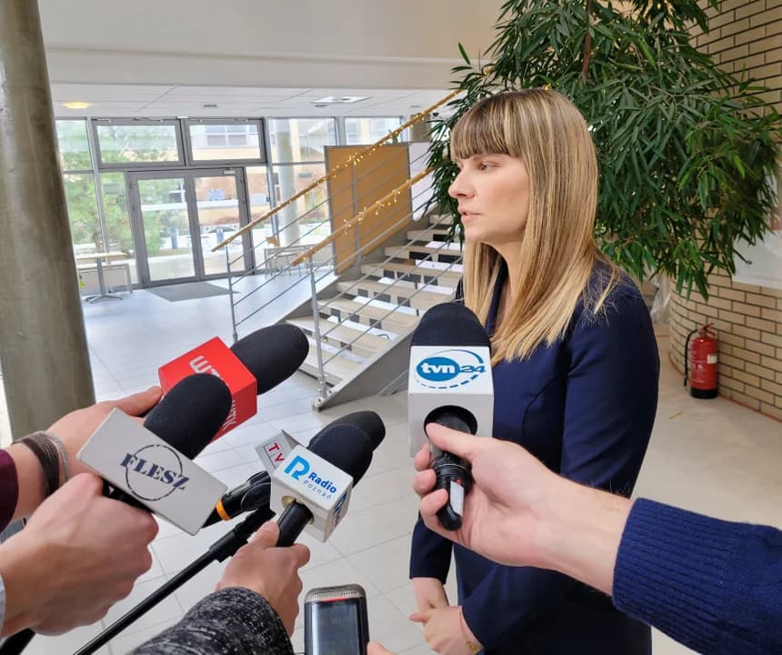 Monika Horna-Cieślak wyraźnie podkreśla, że jakakolwiek przemoc wobec dzieci jest niedopuszczalna.