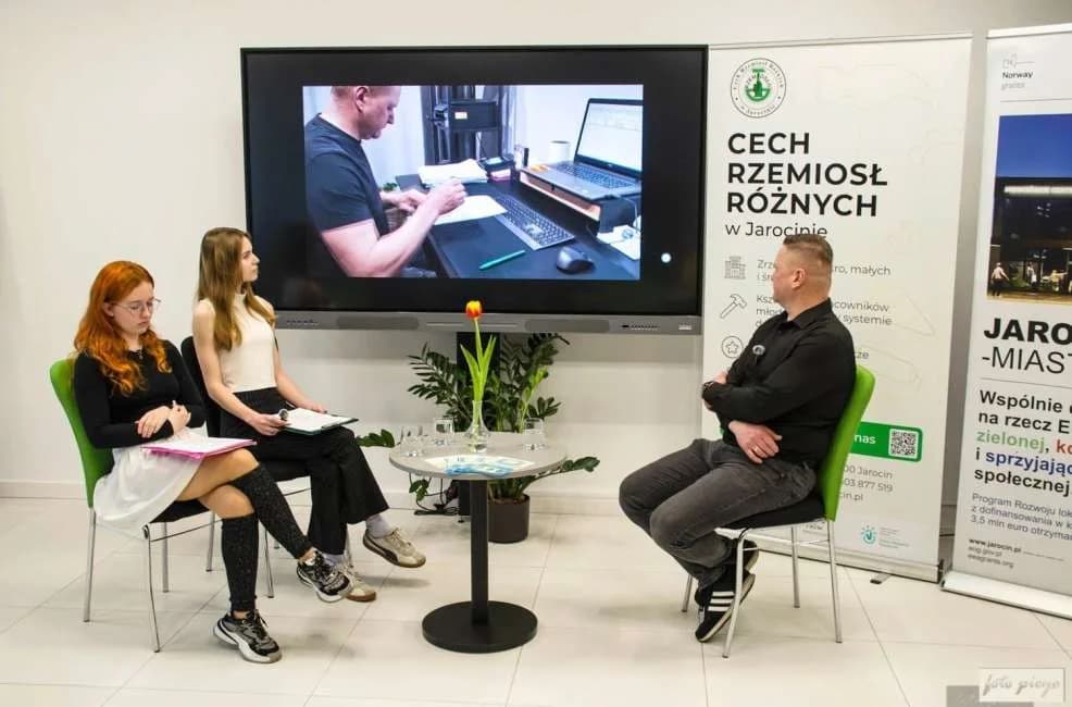 Jarociński licealistki otworzyły „Okno na przyszłość”. Pomagają rówieśnikom [ZDJĘCIA]