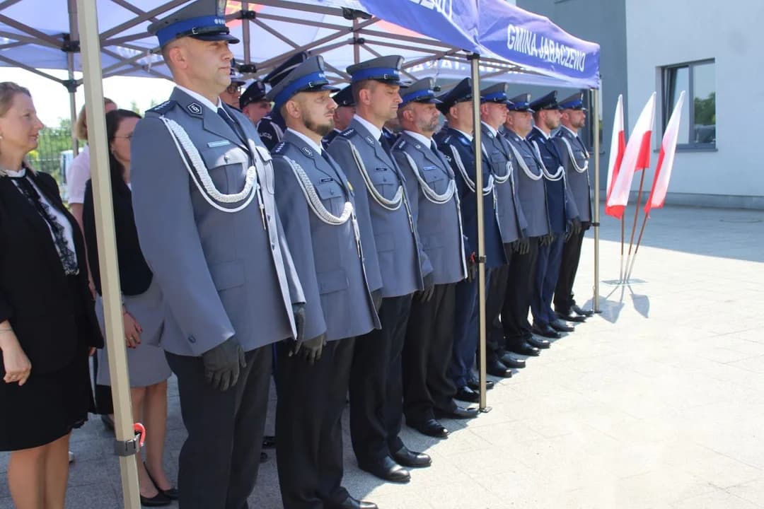 Święto Policji w Jarocinie. Policjanci odebrali awanse, padła ważna zapowiedź na 2027 rok