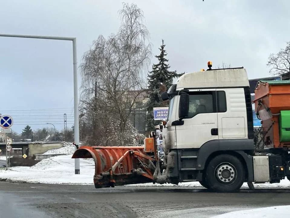 Przetarg na zimowe utrzymanie w gminie Jarocin — zdjęcie 3 z 6