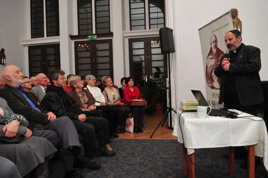 Nie żyje ksiądz Tadeusz Isakowicz-Zaleski. Zmarł po ciężkiej chorobie — zdjęcie 3 z 25