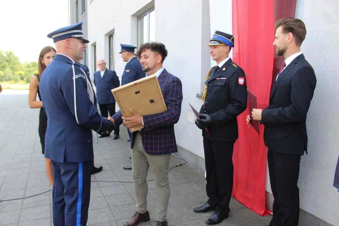 Święto Policji w Jarocinie. Policjanci odebrali awanse, padła ważna zapowiedź na 2027 rok